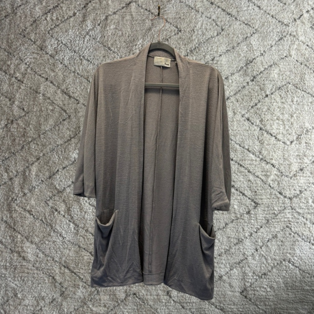 Aritzia Wilfred Free Light Gray Cardigan Size Small